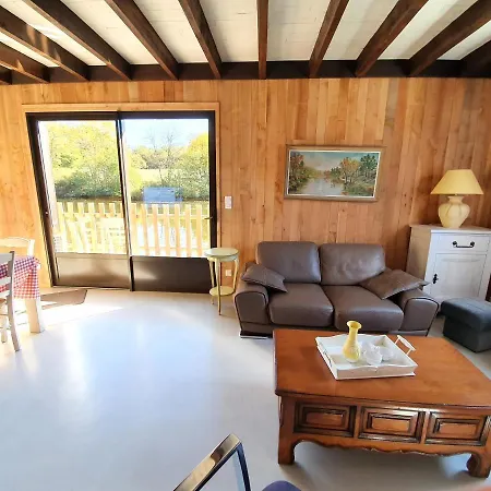 Le Chalet Du Moulin De Lapeyre Saint-Estephe (Dordogne)